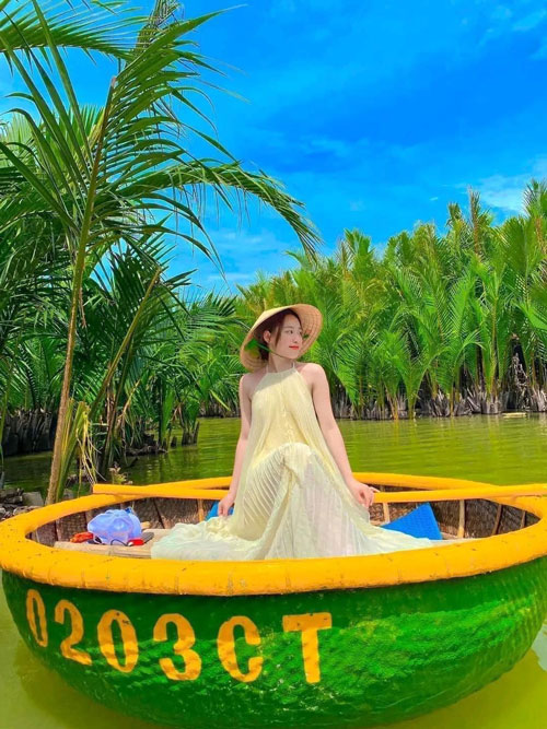 Selfie Giữa Thiên Nhiên
